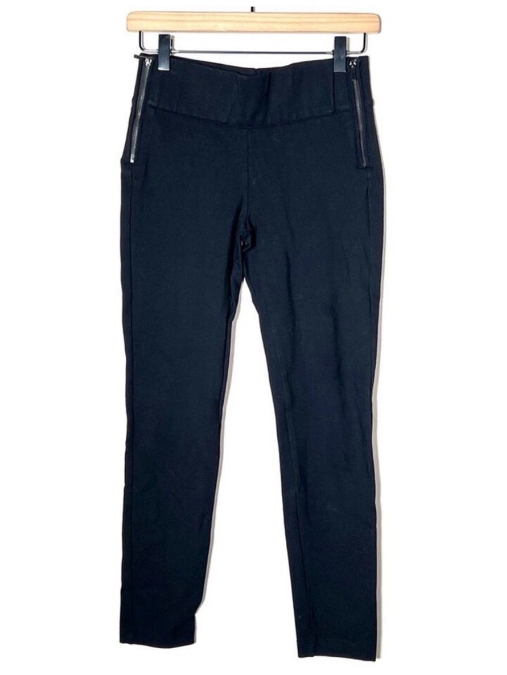 Zara black elastic waist casual legging pants with side zippers medium M B180
